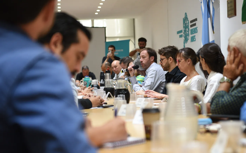 NOTICIAS PILAR: NEGOCIACION