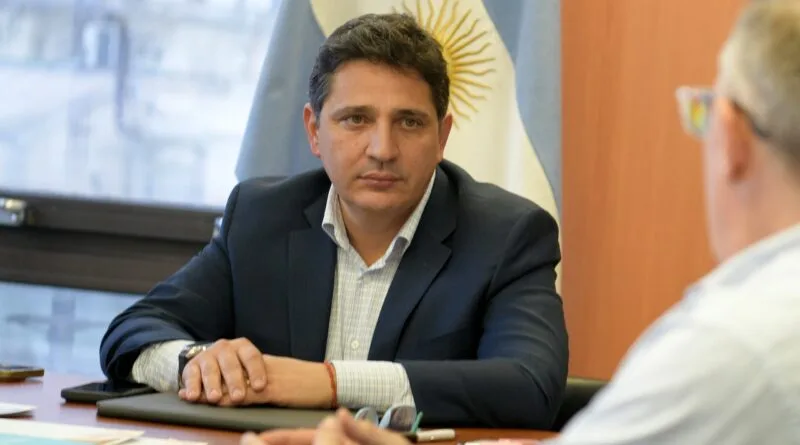 Cuando el salario no alcanza para un plato de comida, el problema es el modelo econ&oacute;mico&rdquo;