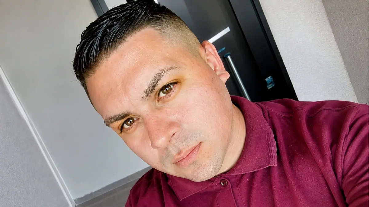 Qui&eacute;n era Ariel Jos&eacute; Luis Mart&iacute;nez, el agente de la Polic&iacute;a de la Ciudad que fue asesinado a tiros por motochorros en Merlo