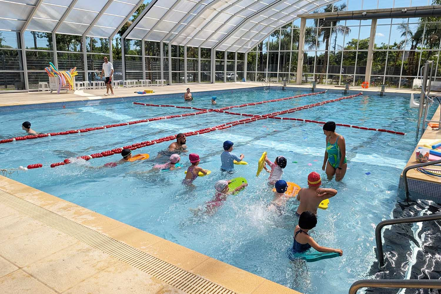 NOTICIAS DE TIGRE:JULIO ZAMORA SUPERVISO EL FUNCIONAMIENTO DEL POLIDEPORTIVO N° 19 DE GRAL PACHECO