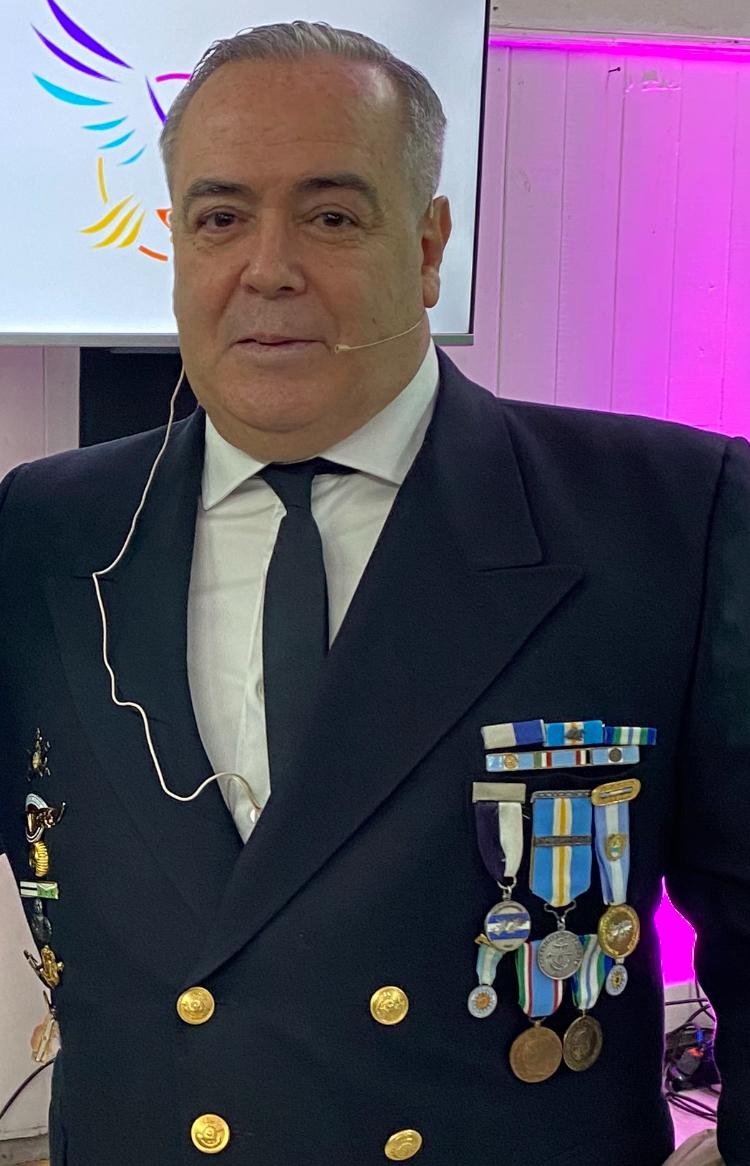 LA LLAMA QUE NO SE APAGA : LA MEMORIA VIVA DE MALVINAS EN DON TORCUATO.