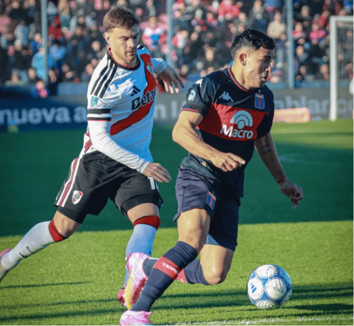 Tigre golpe&oacute; sobre el final, venci&oacute; a River y festej&oacute; en Victoria