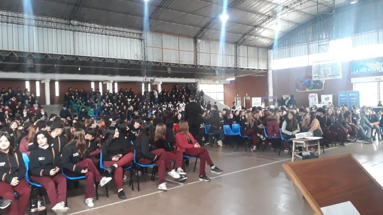 NOTICIAS PILAR: LLEGA EXPO ORIENTAR EDUCATIVA A PILAR