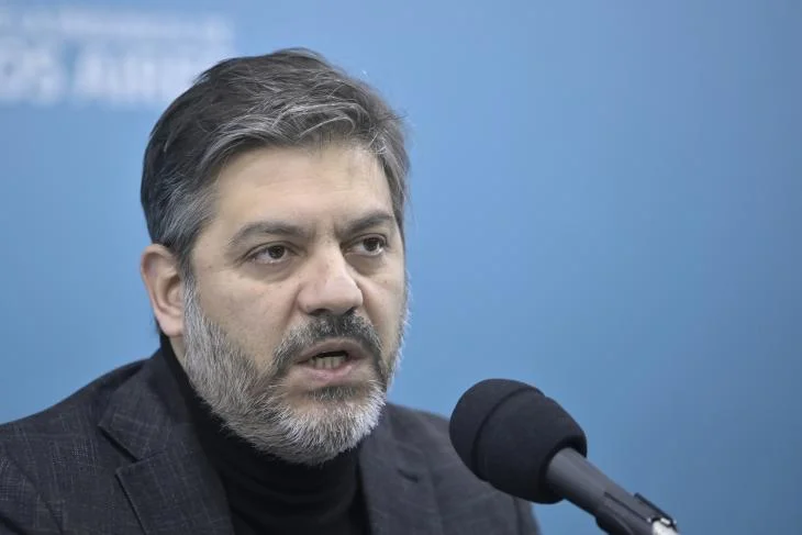 Bianco, re elecci&oacute;n de intendentes y el indispensable cambio de rumbo que debe hacer Milei