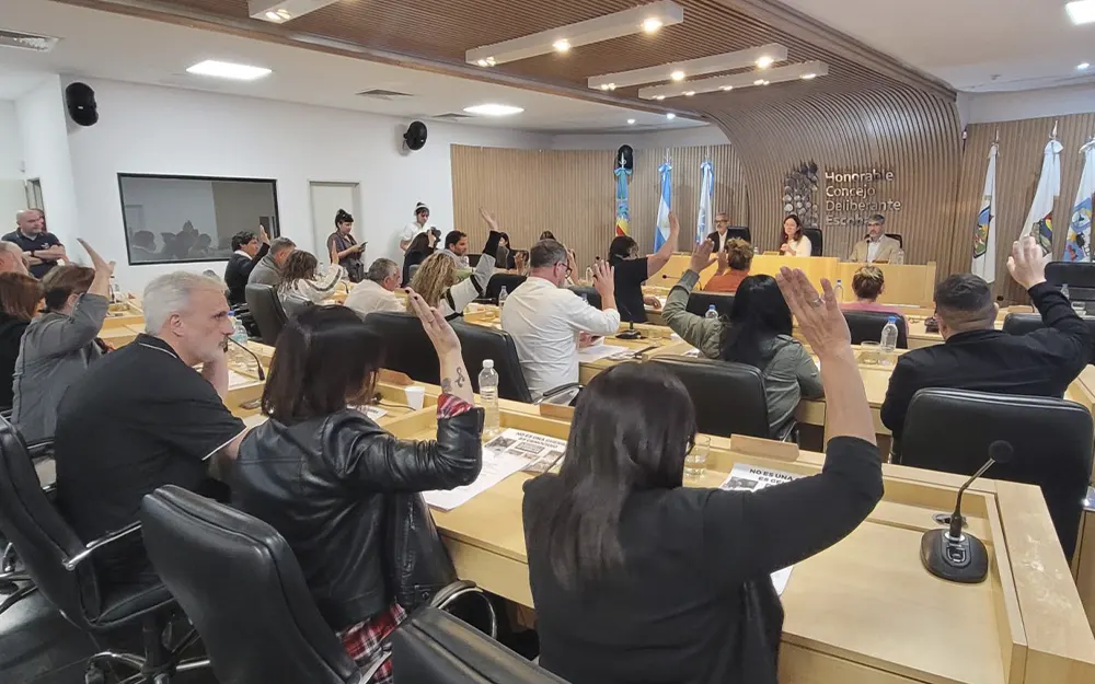 NOTICIAS ESCOBAR:TRAS LA ASUNCION, ESTA ES LA NUEVA CONFORMACION DEL HONORABLE  CONCEJO DELIBERANTE