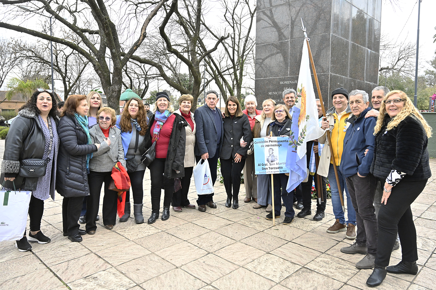 NOTICIAS DE TIGRE:Con una emotiva ceremonia, el Municipio de Tigre conmemoró el 175° aniversario del fallecimiento del General José de San Martín