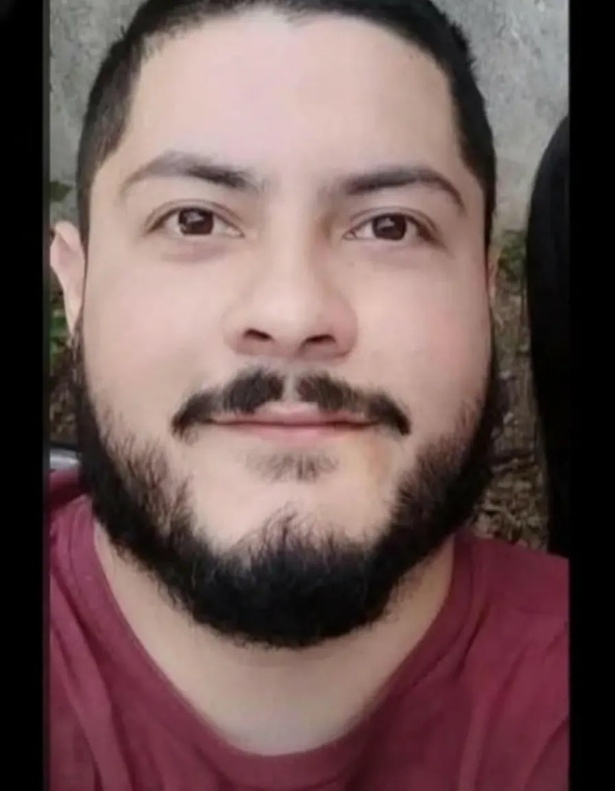 NOTICIAS ESCOBAR: ASESINATO EN MAQUINISTA SAVIO.