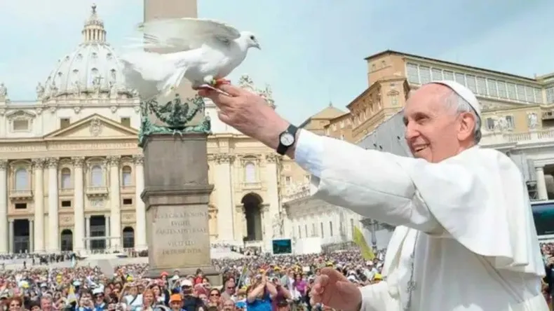 NOTICIAS PILAR: A UN A&Ntilde;O SIN EL PAPA FRANSISCO
