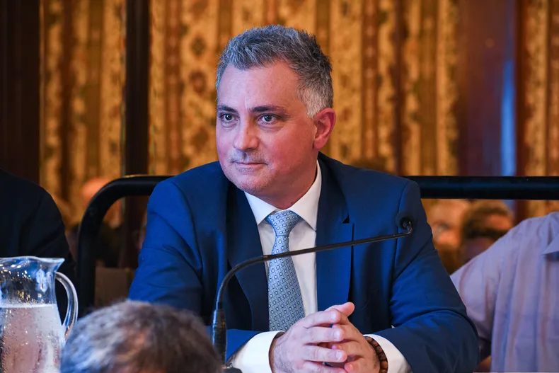 EL PERONISMO TIENE LA LLAVE.