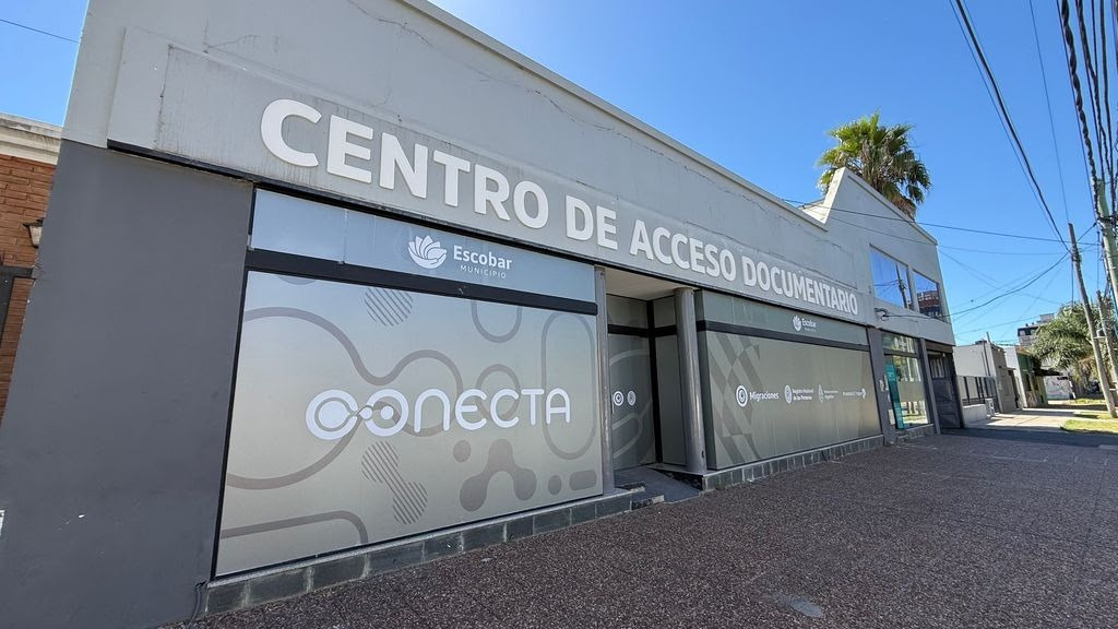 NOTICIAS ESCOBAR: EL UNICIPIO LANZA CONECTA.