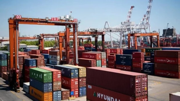Estiman que las exportaciones de la Argentina superar&aacute;n los US$100.000 millones en 2026