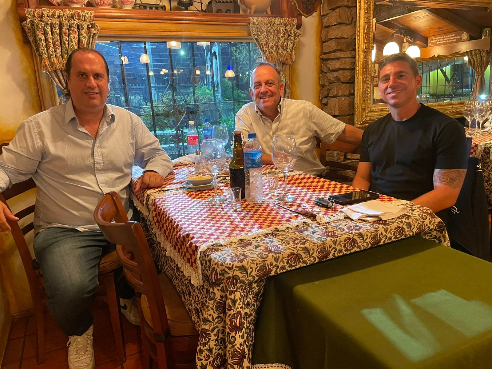 NOTICIAS ESCOBAR:FORTALECIMIENTO  DE LA UNIDAD DE LA LIBERTAD AVANZA EN ESCOBAR