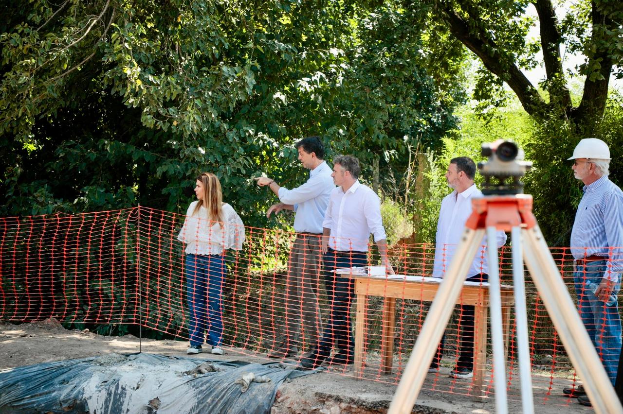 NOTICIAS PILAR: ACHAVAL RECORRIO LA OBRA HIDRAULICA DE EL ROCIO QUE SIGUE  AVANZANDO