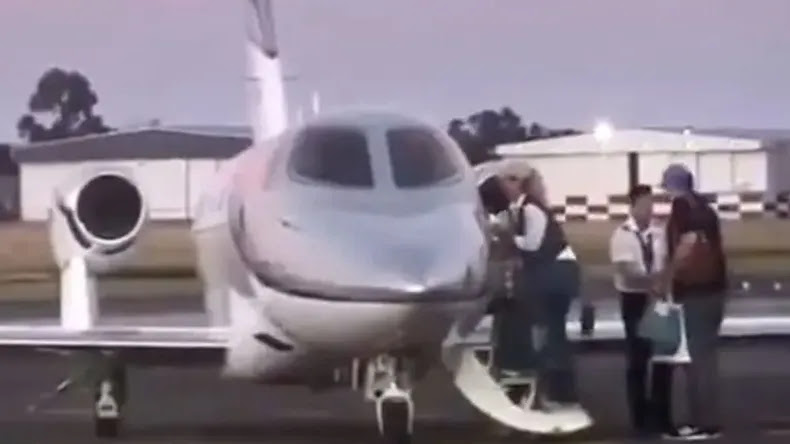 NOTICIAS PILAR: LA CLOACA Y EL AGUJERO NEGRO