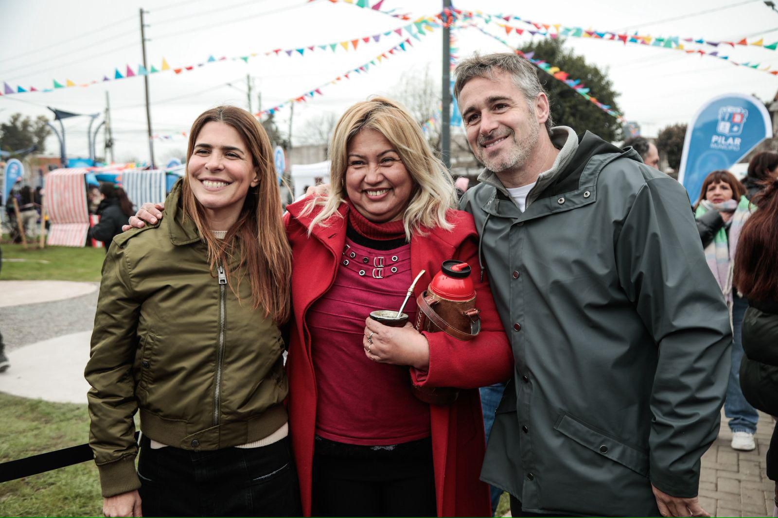 NOTICIAS PILAR*Soledad Peralta inauguró la nueva Plaza Toro junto a Achával*