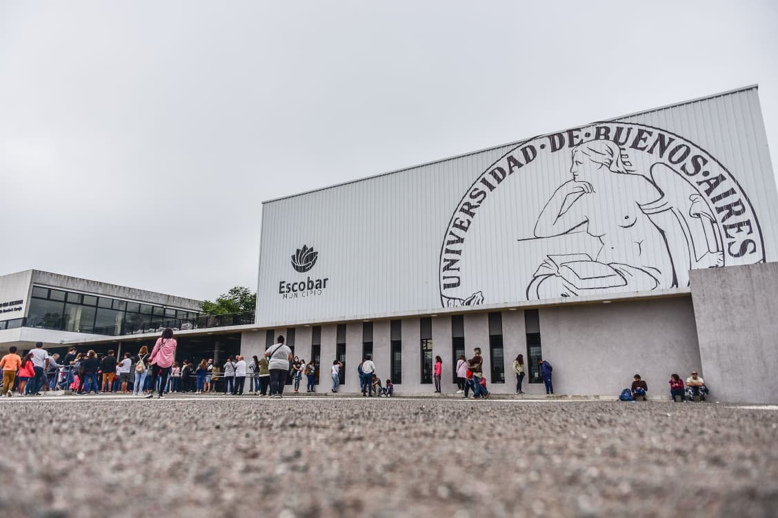 NOTICIAS ESCOBAR:OLIMPIADAS NACIONALES DE FILOSOFIA, MATEMATICA Y BIOLOGIA.